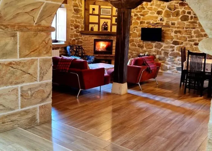 Casa De Pueblo Golondrinas De Luena בית נופש