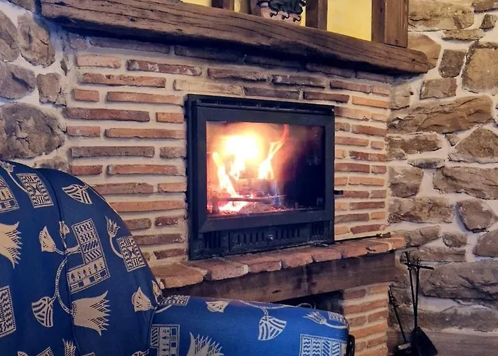 Casa De Pueblo Golondrinas De Luena * San Miguel de Luena