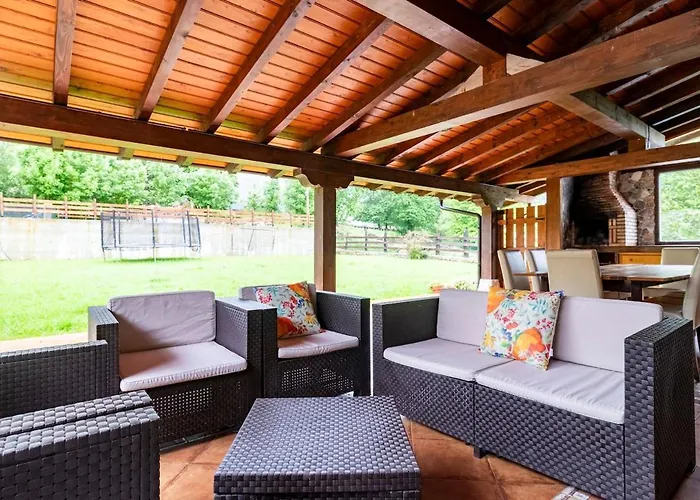 Casa De Pueblo Golondrinas De Luena