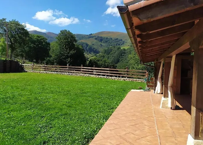 Casa De Pueblo Golondrinas De Luena בית נופש San Miguel de Luena